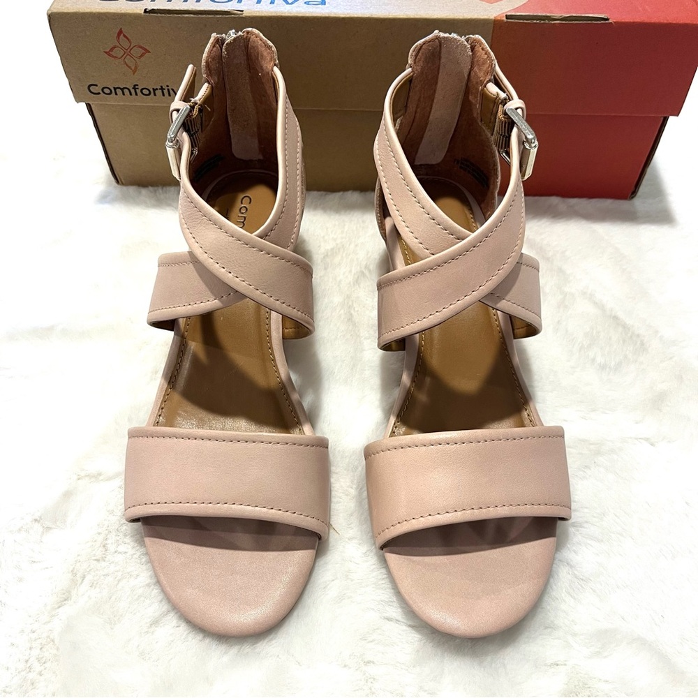 Comfortiva Raven Rose Water Wedge